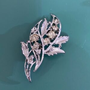 Vintage P&l 1960s Brooch Crystal Floral Leaf Brooch